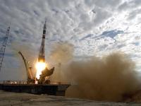 Cohete en el cosmodromo de Baikonur